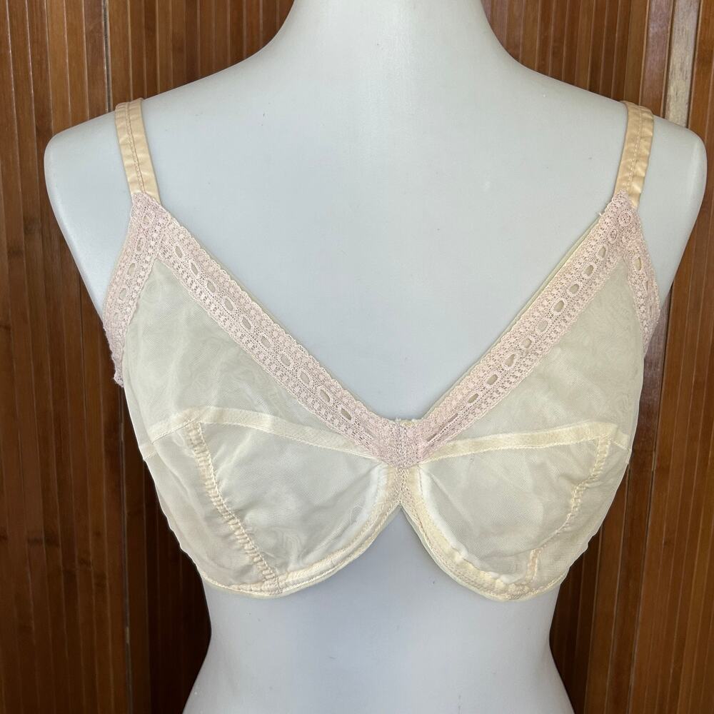 Vintage 1960s Edith Lances Cream Sheer Lace Bra 36B Rare Bow Hardware